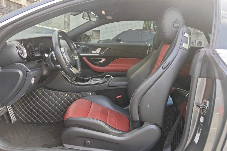 Used Mercedes-Benz E-Class 2020 E 260 Coupe Left Front Seat