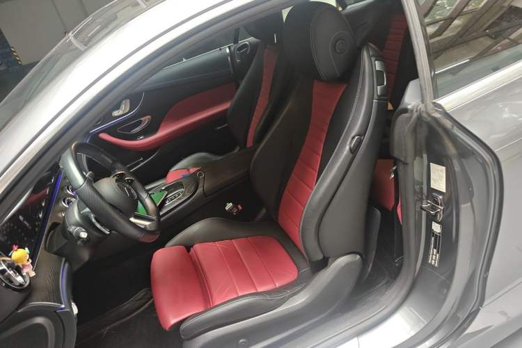 Used Mercedes-Benz E-Class 2020 E 260 Coupe Left Front Seat
