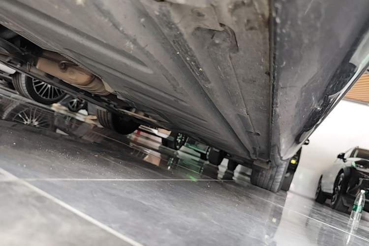 Used Mercedes-Benz E-Class 2020 Facelift E 260 Sport Edition Left Side Sill