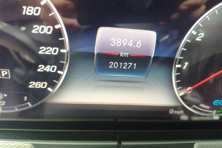 Used Mercedes-Benz E-Class 2020 E 260 Sport Edition Odometer Close Up