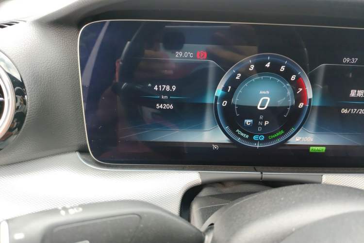 Used Mercedes-Benz E-Class 2020 E 260 Sport Edition Odometer Close Up