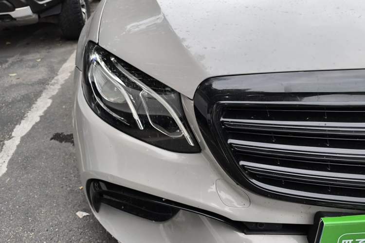 Used Mercedes-Benz E-Class 2020 E 300 L Luxury Model Right Front Headlight