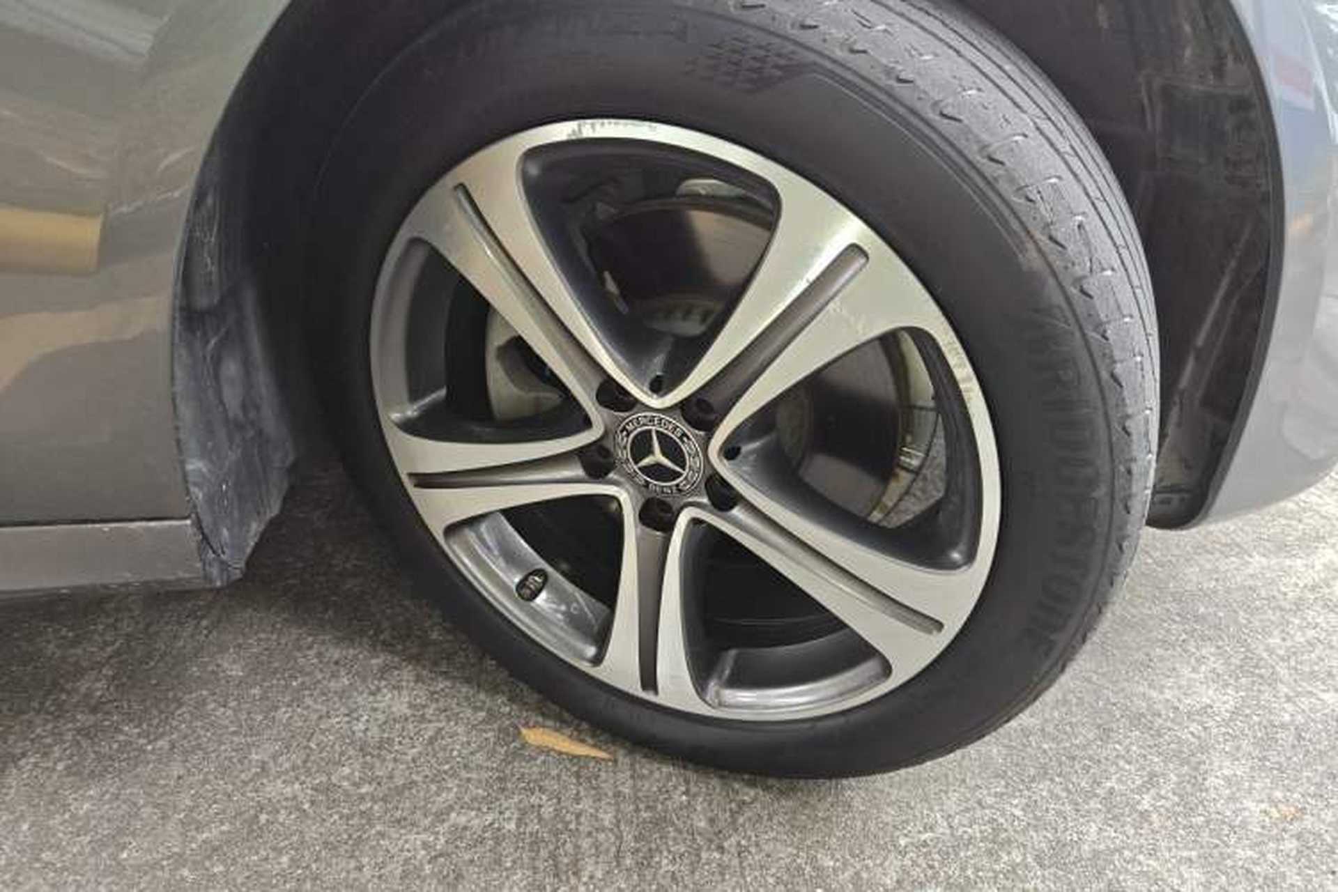 Used Mercedes-Benz E-Class 2020 Facelift E 260 L Sport Edition Right Front Wheel Hub
