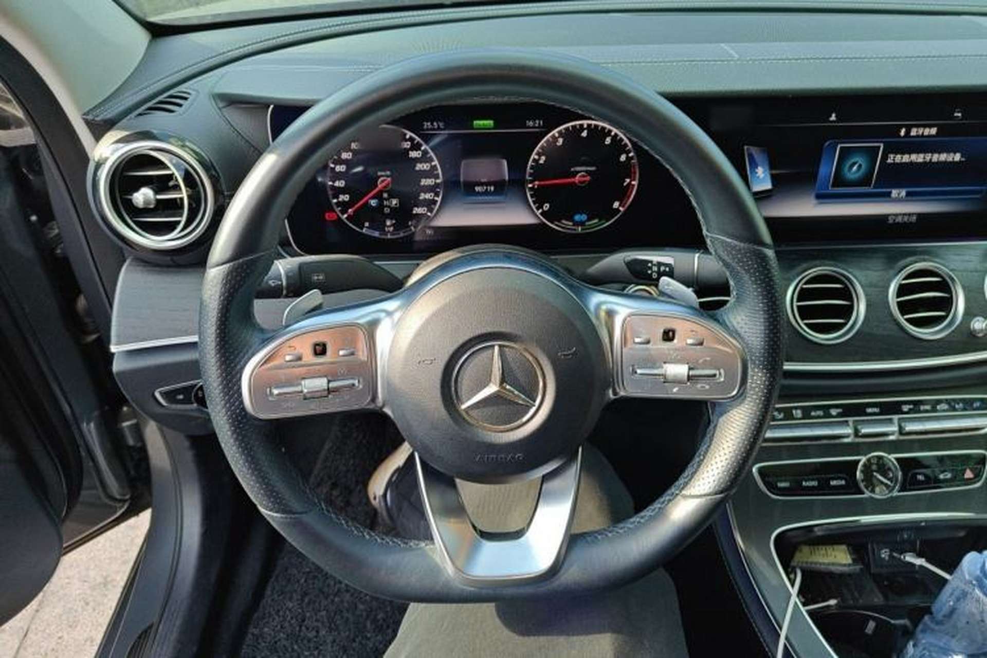 Used Mercedes-Benz E-Class 2020 Facelift E 260 L Sport Edition Steering Wheel