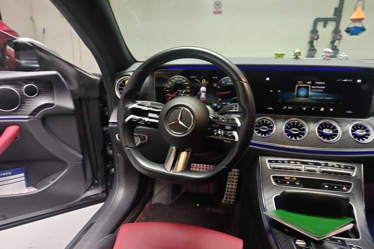 Used Mercedes-Benz E-Class 2020 E 260 Coupe Steering Wheel