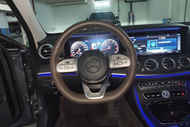 Used Mercedes-Benz E-Class 2020 E 300 L Sport Luxury Edition Steering Wheel