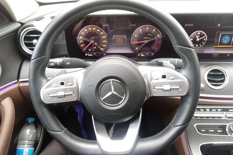 Used Mercedes-Benz E-Class 2020 Restyled E 300 L Sporty and Stylish Edition Steering Wheel