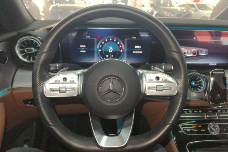 Used Mercedes-Benz E-Class 2020 E 260 Coupe Steering Wheel