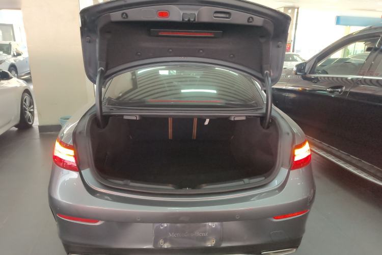 Used Mercedes-Benz E-Class 2020 E 260 Coupe Trunk