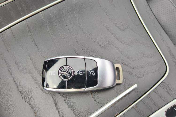Used Mercedes-Benz E-Class 2020 E 260 Sport Edition 4MATIC Vehicle Key