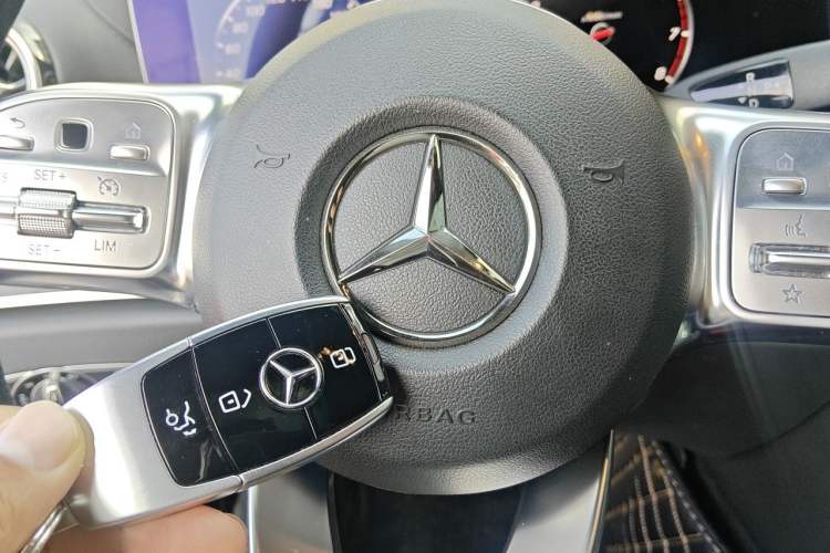 Used Mercedes-Benz E-Class 2020 E 260 Coupe Vehicle Key