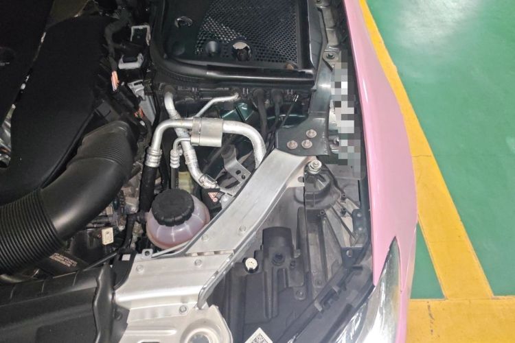 Used Mercedes-Benz E-Class 2020 E 260 Coupe Engine Bay Left