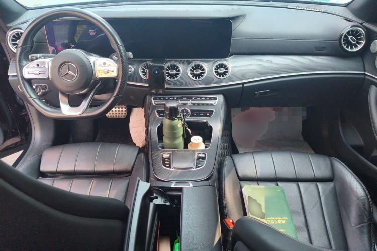 Used Mercedes-Benz E-Class 2020 E 260 Coupe Center Console