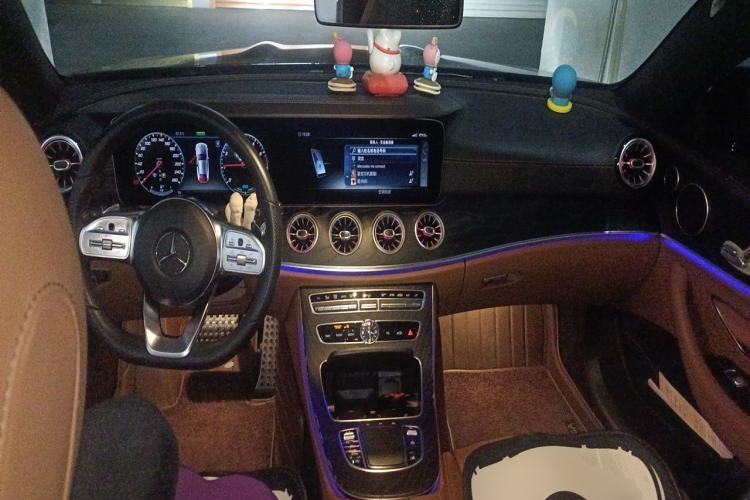 Used Mercedes-Benz E-Class 2020 E 260 Coupe Center Console