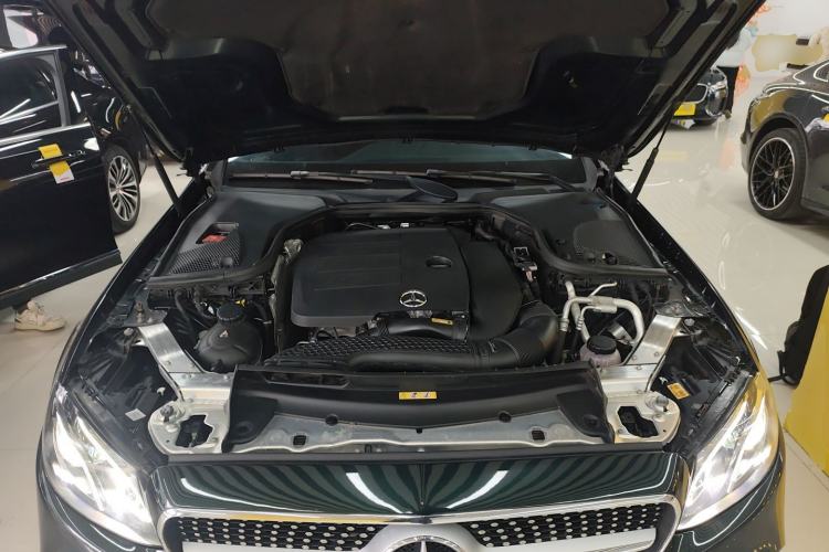 Used Mercedes-Benz E-Class 2020 E 260 Convertible Coupe Engine Bay