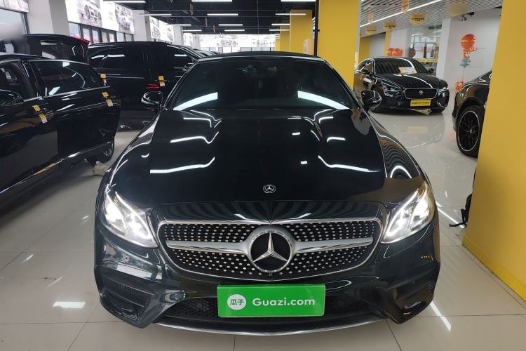 Used Mercedes-Benz E-Class 2020 E 260 Convertible Coupe Exterior 1