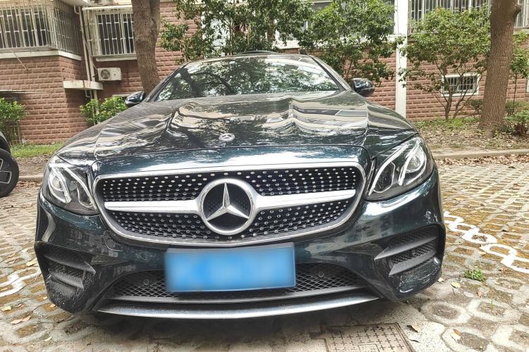 Used Mercedes-Benz E-Class 2020 E 260 Coupe Exterior 1
