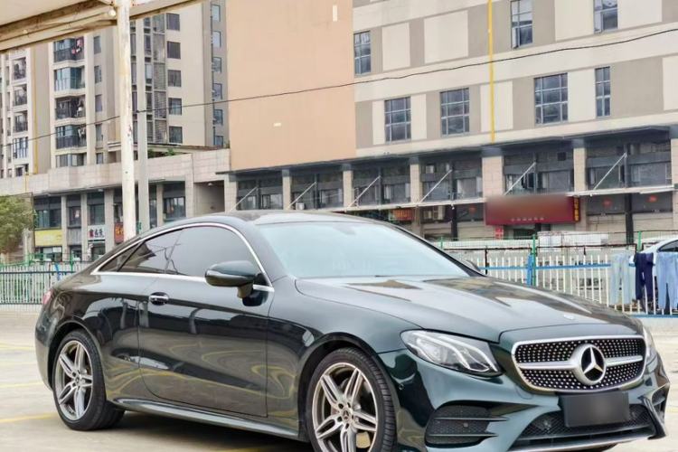 Used Mercedes-Benz E-Class 2020 E 260 Coupe Exterior 2