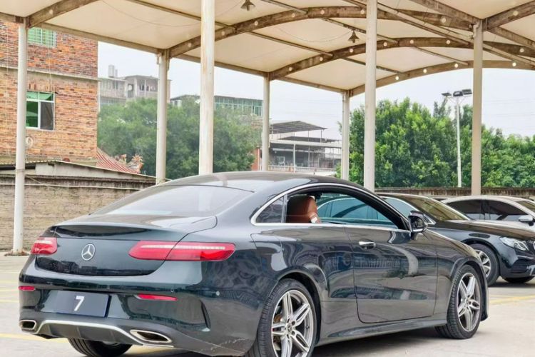 Used Mercedes-Benz E-Class 2020 E 260 Coupe Exterior 5