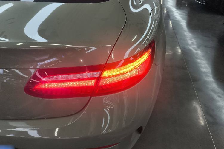 Used Mercedes-Benz E-Class 2020 E 260 Coupe Exterior 6
