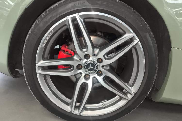 Used Mercedes-Benz E-Class 2020 E 260 Coupe Exterior 8