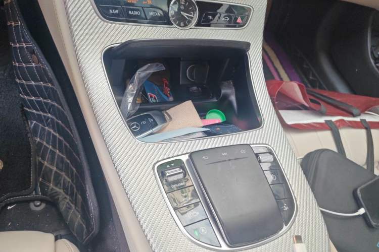 Used Mercedes-Benz E-Class 2020 E 260 Coupe Gear Lever
