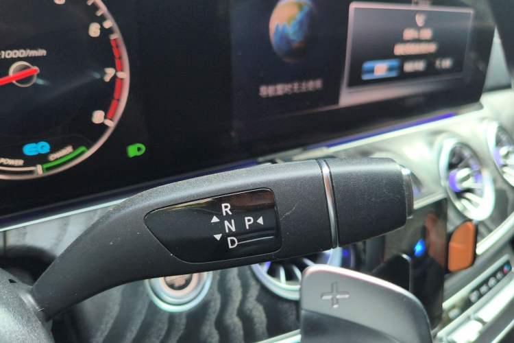 Used Mercedes-Benz E-Class 2020 E 260 Coupe Gear Lever