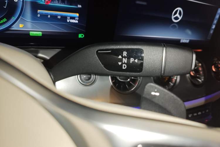 Used Mercedes-Benz E-Class 2020 E 260 Coupe Gear Lever