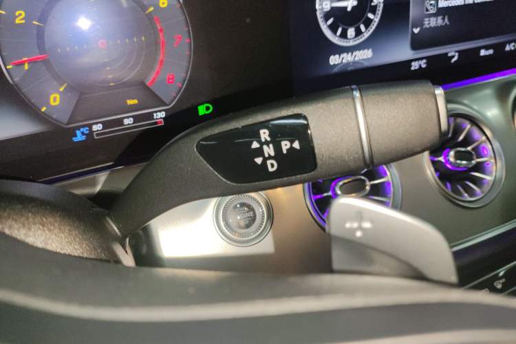 Used Mercedes-Benz E-Class 2020 E 260 Coupe Gear Lever