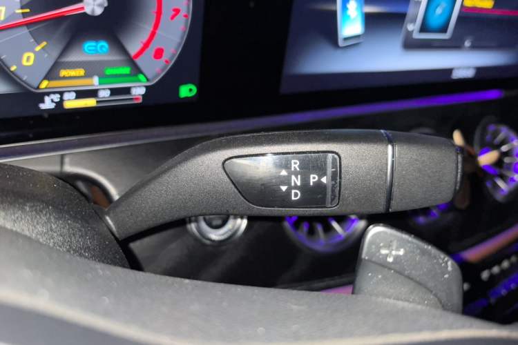 Used Mercedes-Benz E-Class 2020 E 260 Coupe Gear Lever