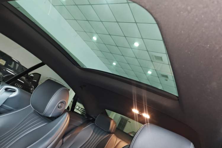Used Mercedes-Benz E-Class 2020 E 260 Coupe Headliner