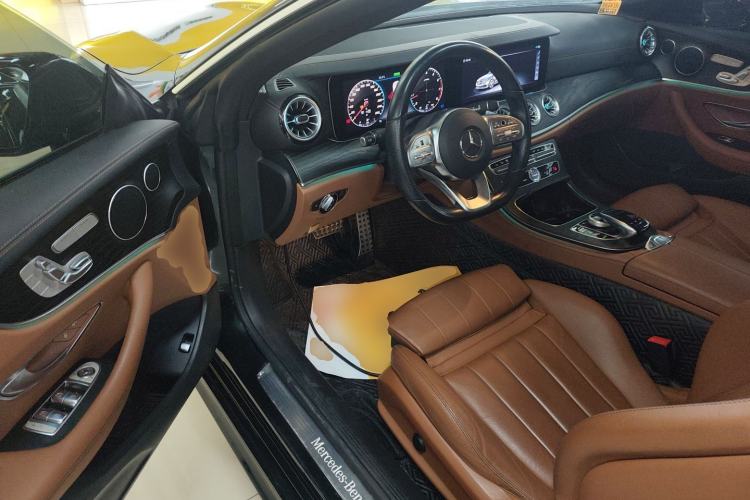 Used Mercedes-Benz E-Class 2020 E 260 Convertible Coupe Interior 3