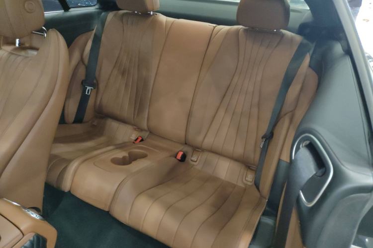 Used Mercedes-Benz E-Class 2020 E 300 Coupe Interior 4