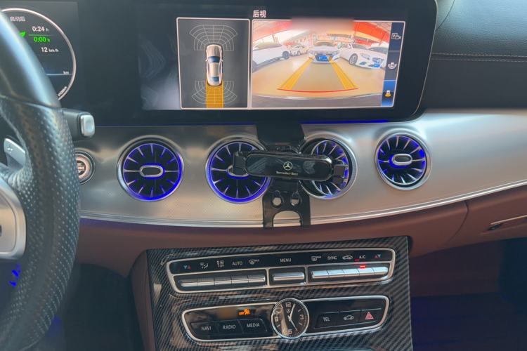 Used Mercedes-Benz E-Class 2020 E 260 Coupe Interior 5