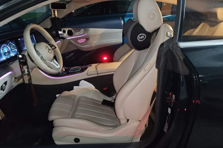 Used Mercedes-Benz E-Class 2020 E 260 Coupe Left Front Seat