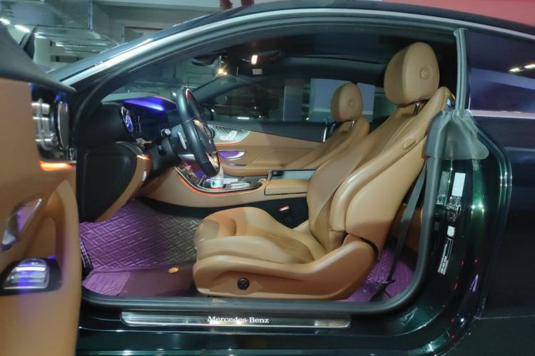 Used Mercedes-Benz E-Class 2020 E 260 Coupe Left Front Seat