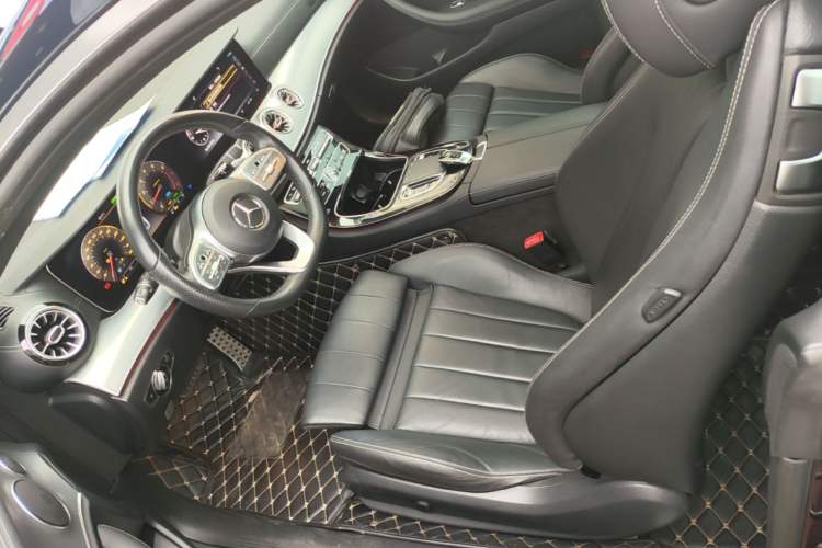 Used Mercedes-Benz E-Class 2020 E 260 Coupe Left Front Seat