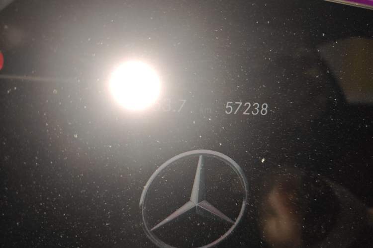 Used Mercedes-Benz E-Class 2020 E 260 Coupe Odometer Close Up