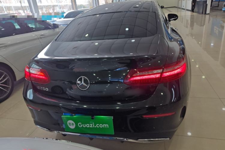 Used Mercedes-Benz E-Class 2020 E 260 Coupe Rear