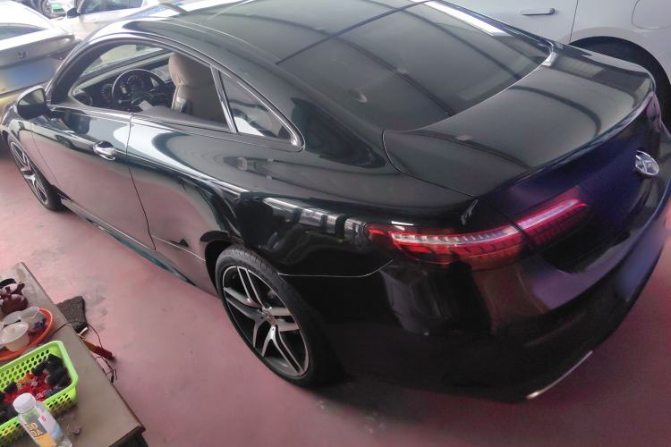 Used Mercedes-Benz E-Class 2020 E 260 Coupe Rear Left 45 Deg