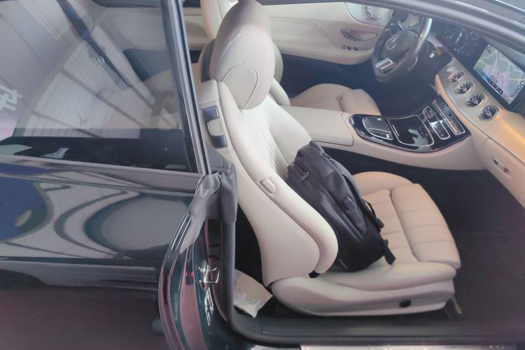 Used Mercedes-Benz E-Class 2020 E 260 Coupe Right Front Seat