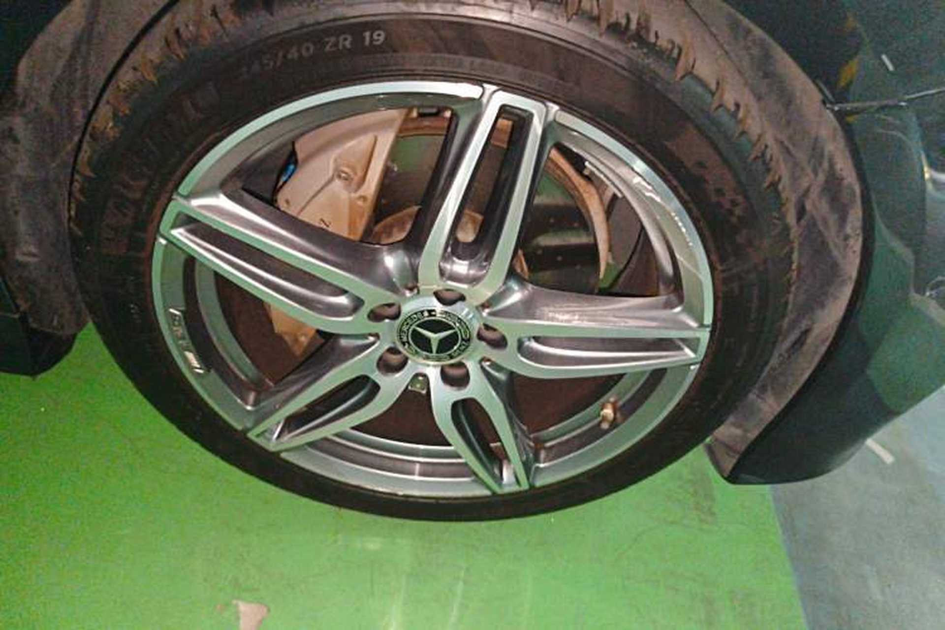 Used Mercedes-Benz E-Class 2020 E 260 Coupe Right Front Wheel Hub