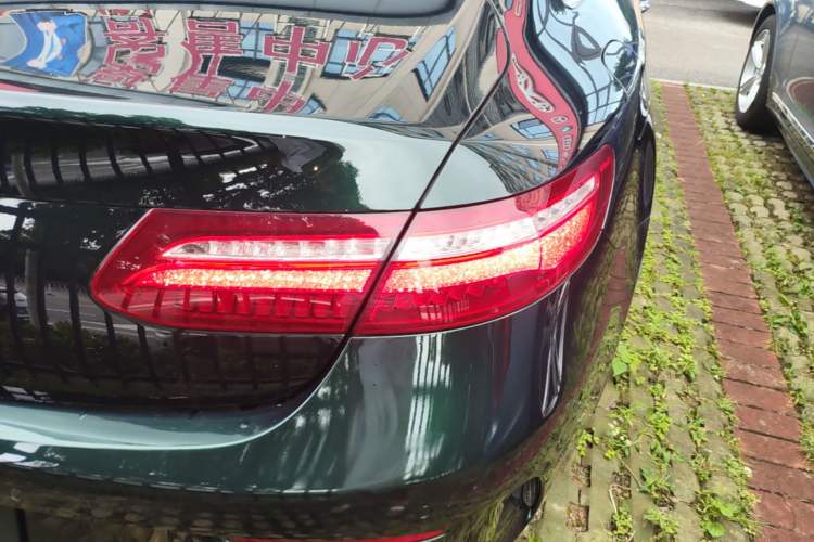 Used Mercedes-Benz E-Class 2020 E 260 Coupe Right Rear Taillight