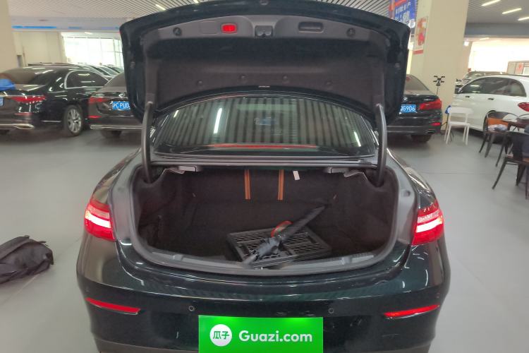 Used Mercedes-Benz E-Class 2020 E 260 Coupe Trunk