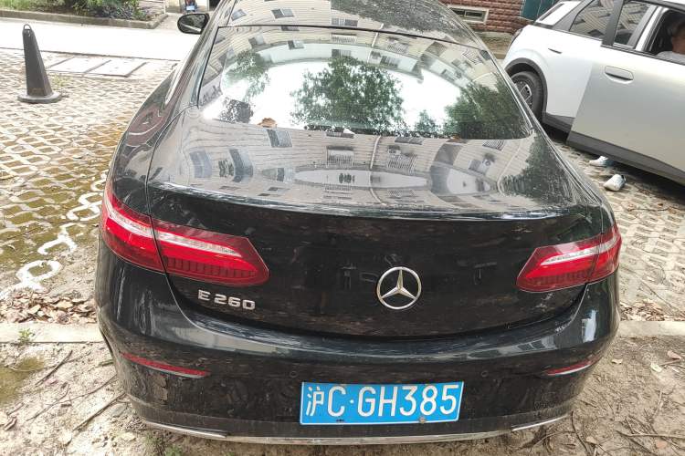 Used Mercedes-Benz E-Class 2020 E 260 Coupe Trunk