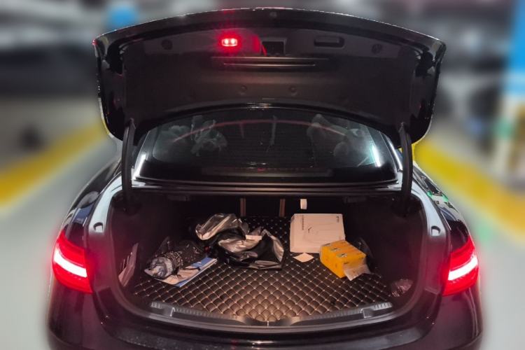 Used Mercedes-Benz E-Class 2020 E 260 Coupe Trunk