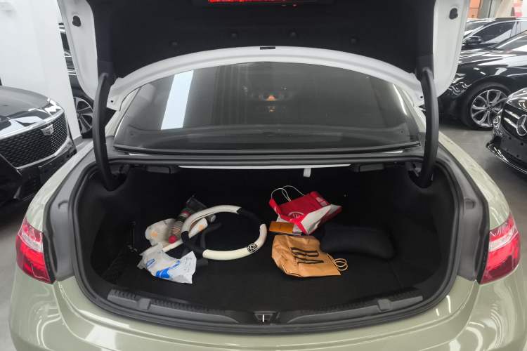 Used Mercedes-Benz E-Class 2020 E 260 Coupe Trunk