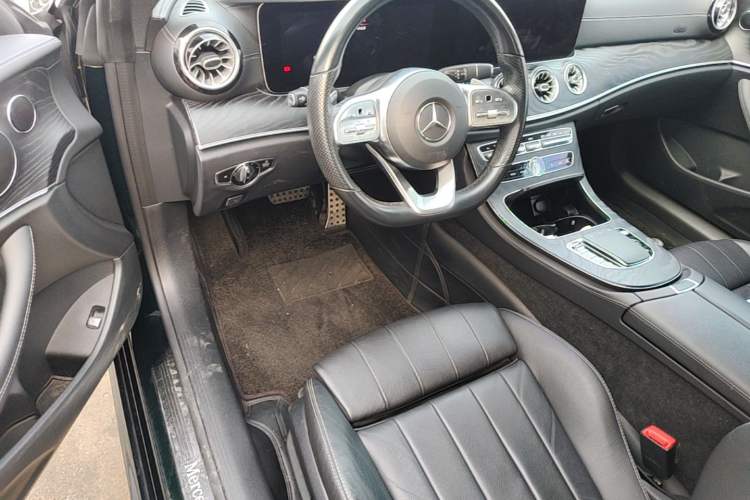 Used Mercedes-Benz E-Class 2020 E 260 Coupe Driver Seat
