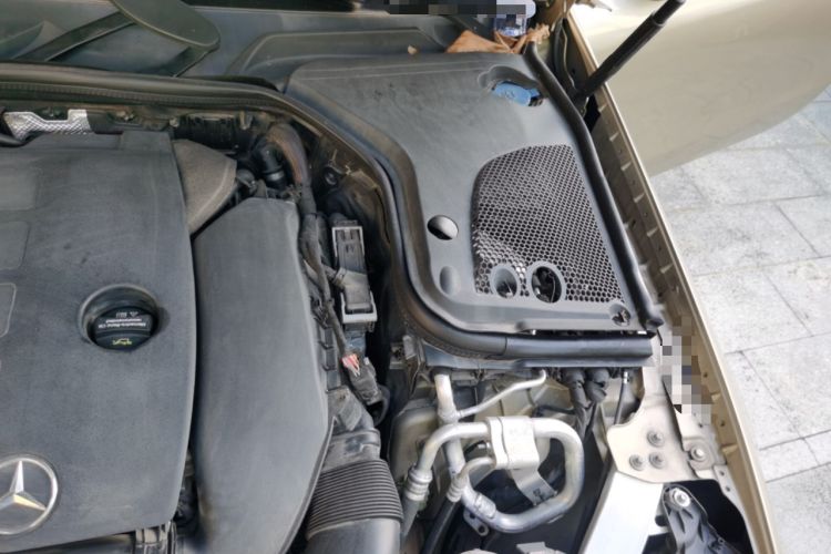 Used Mercedes-Benz E-Class 2020 E 260 Coupe Engine Bay Left