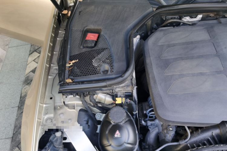 Used Mercedes-Benz E-Class 2020 E 260 Coupe Engine Bay Right